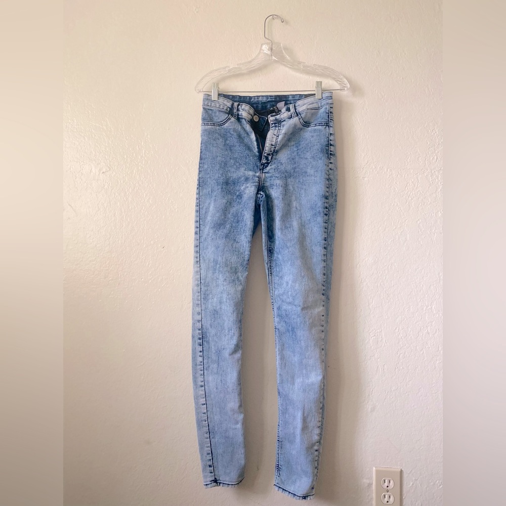 Acid Wash Jeans
